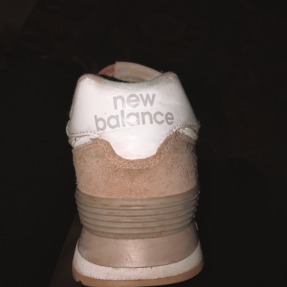 New Balance Tennis Shoes - Picture 2 of 3